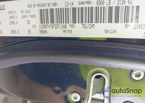 2015 Ram 1500 Sport из США, поврежденный, VIN 1C6RR7HT9FS571348